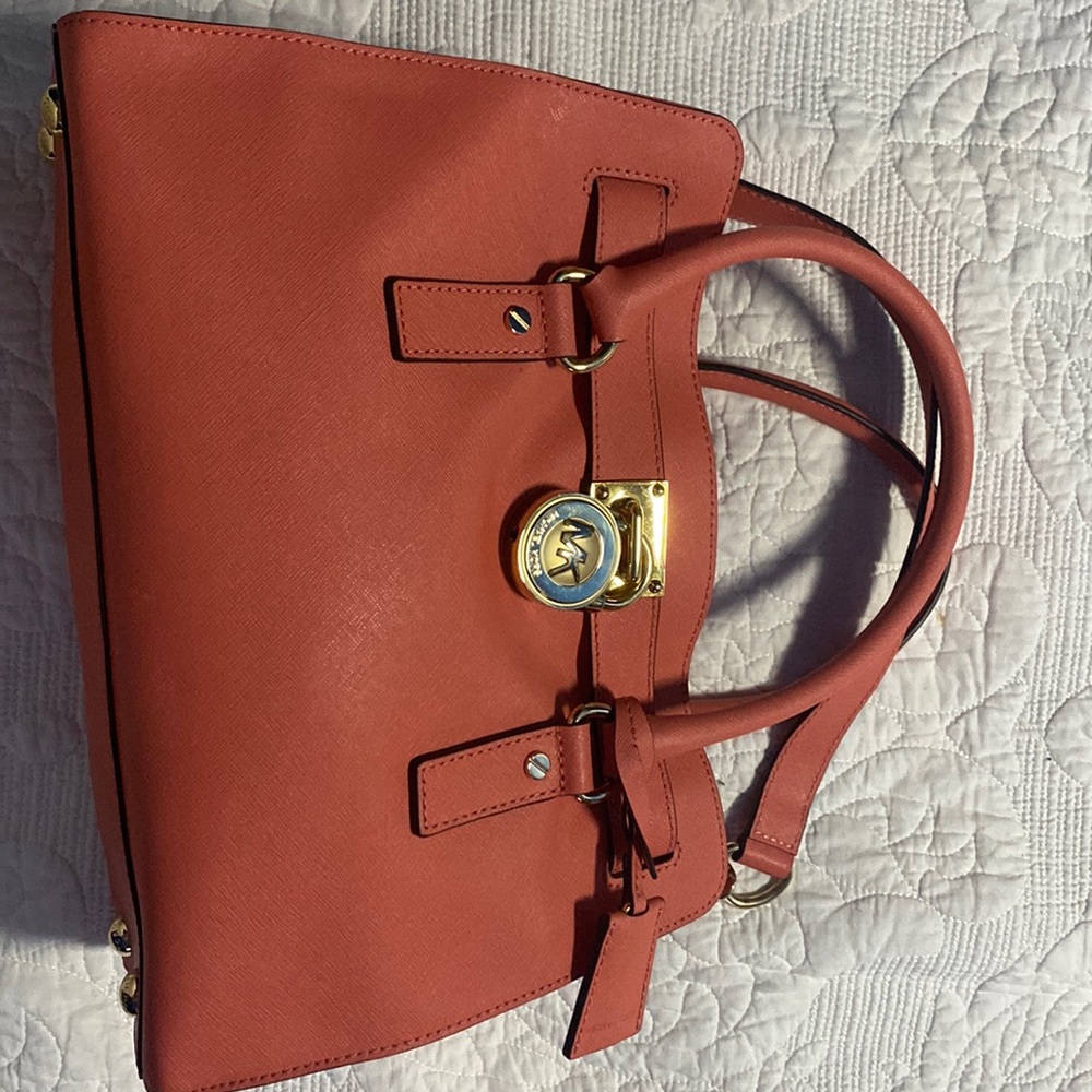 Michael Kors purse NWT never used! My loss is your gain!!